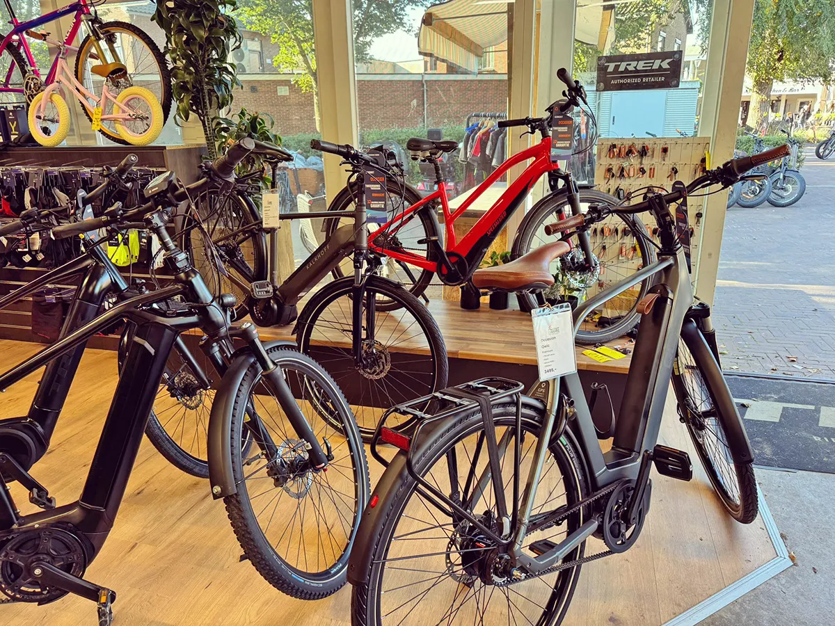 fixabike-tweedehands-showroom2